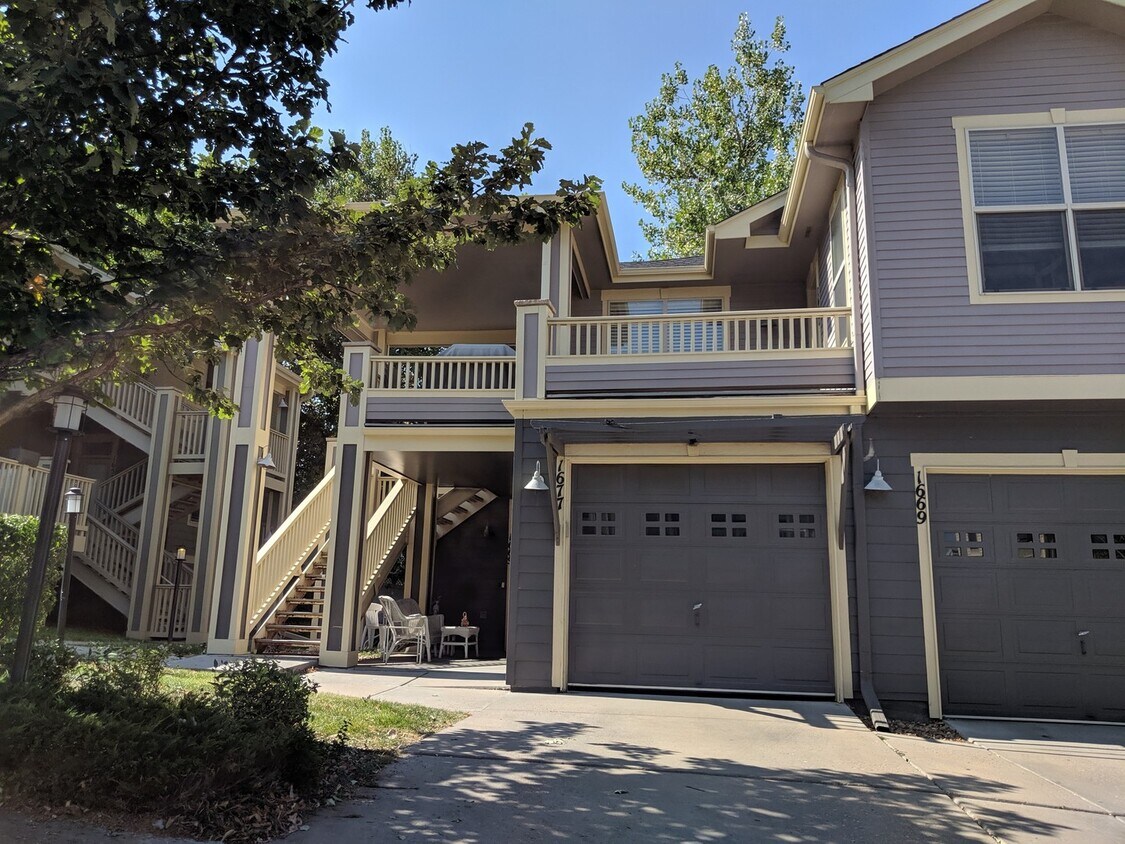 Primary Photo - Stunning Sloan's Lake Condo - Just Steps A...