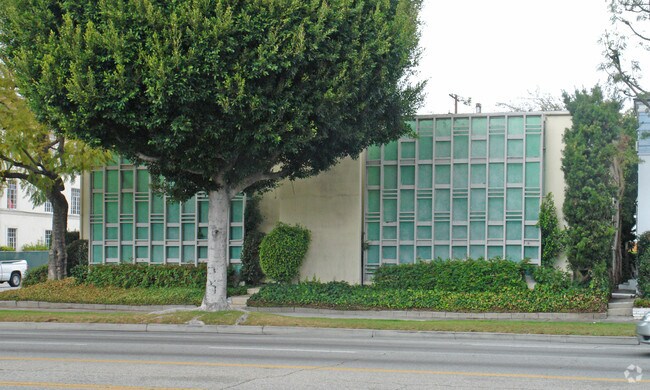 Building Photo - 350 S McCarty Dr