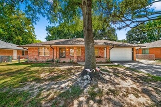 Building Photo - 8923 Greiner Dr