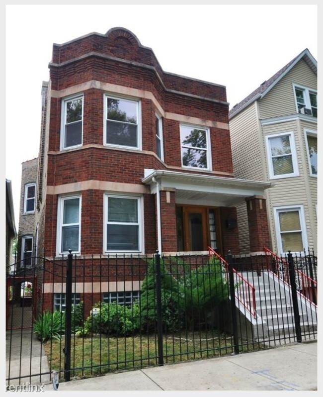 Foto del edificio - 1648 N St Louis Ave