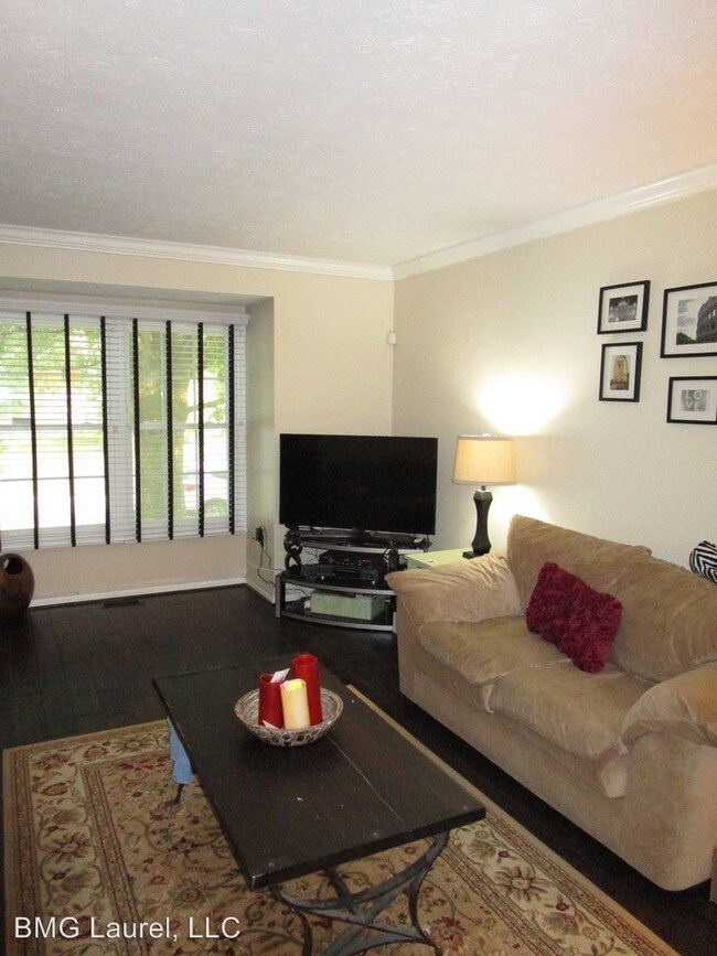 Building Photo - 4 br, 2.5 bath House - 1412 Kingsgate Street