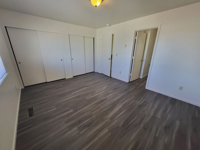 Foto del edificio - VAL0407