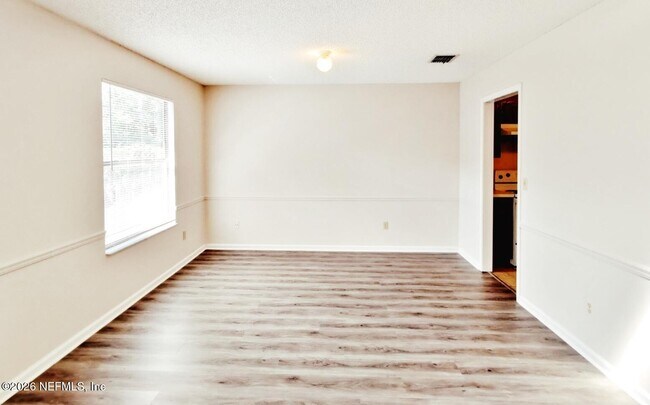 Foto del edificio - 8371 Cross Timbers Dr E