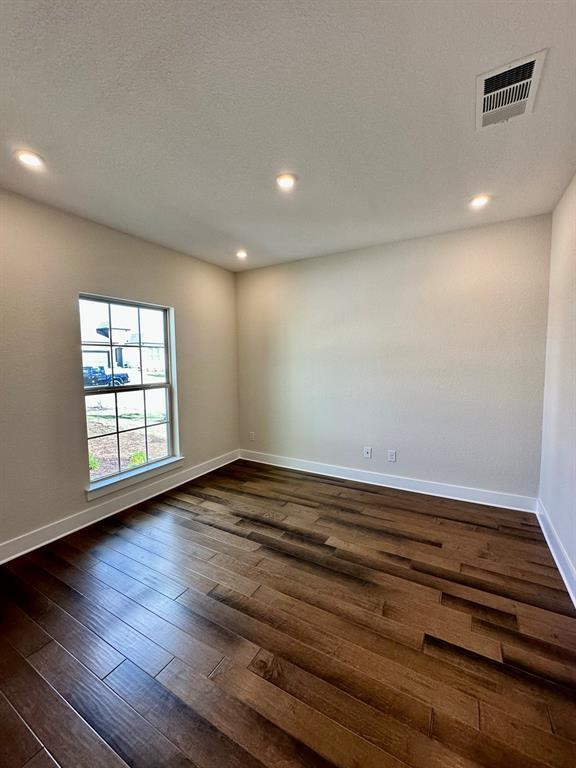 Building Photo - 1129 Villa Rialto View
