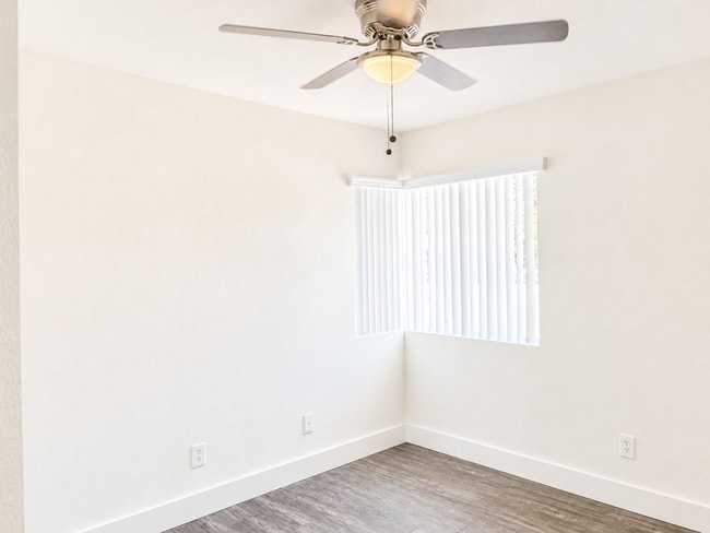 Photo - 174 S. Van Buren St. Apartment