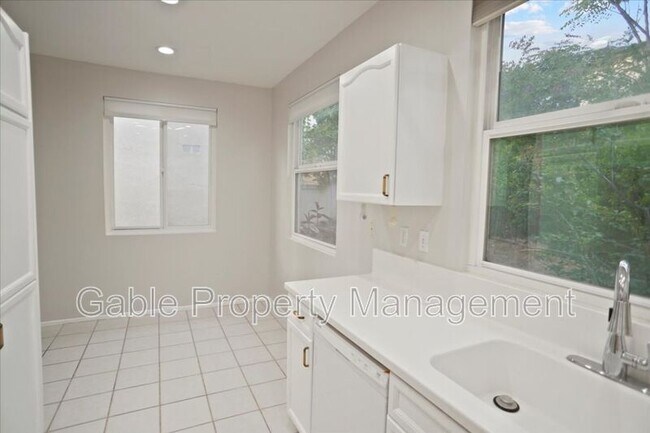 Foto del edificio - 27870 Crown Ct Cir