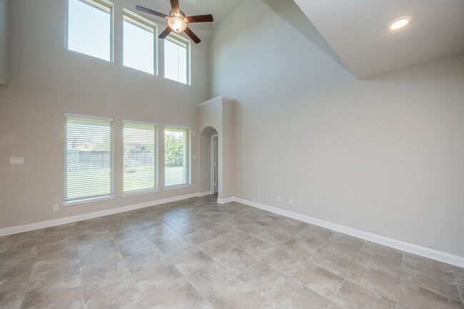 Foto del edificio - 16103 Devils River Ct