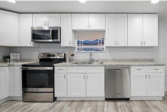 Building Photo - 9847 N 6080 W