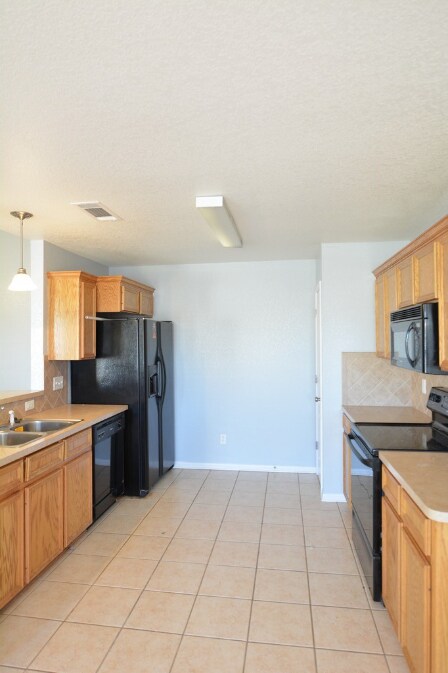 Building Photo - 3703 Armstrong County Ct