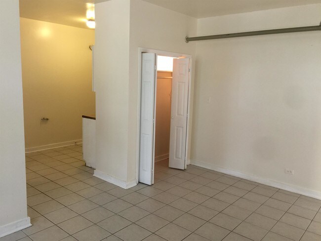 Foto del edificio - 6701 S Parnell Ave