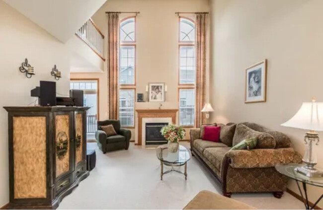 Living area - 15250 Florist Cir