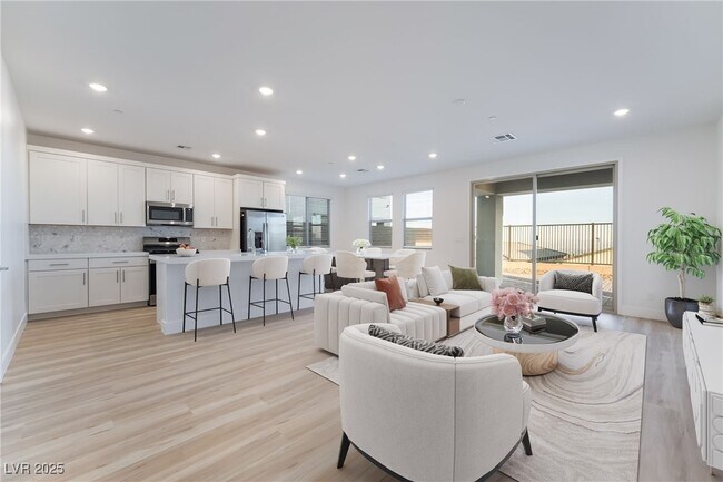 Foto del edificio - 1480 Marsh Bird St