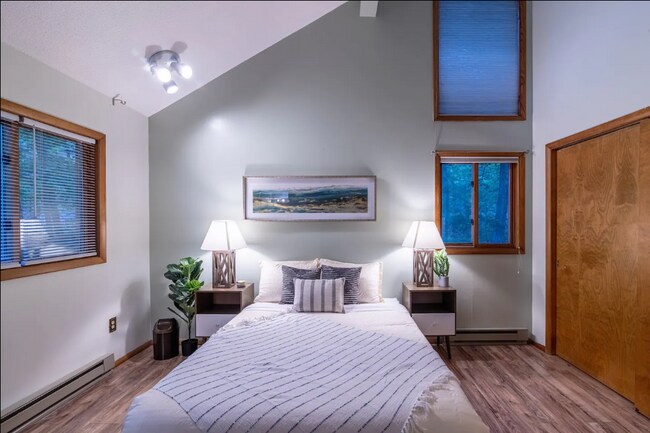 Foto del edificio - 322 Brentwood Dr