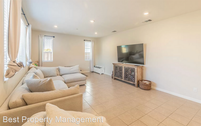 Foto del edificio - 5 br, 3 bath House - 5431 Gallier Loop