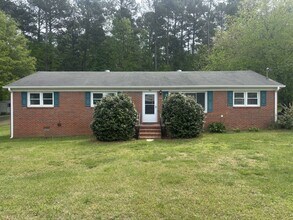 Building Photo - 303 Marconi Dr