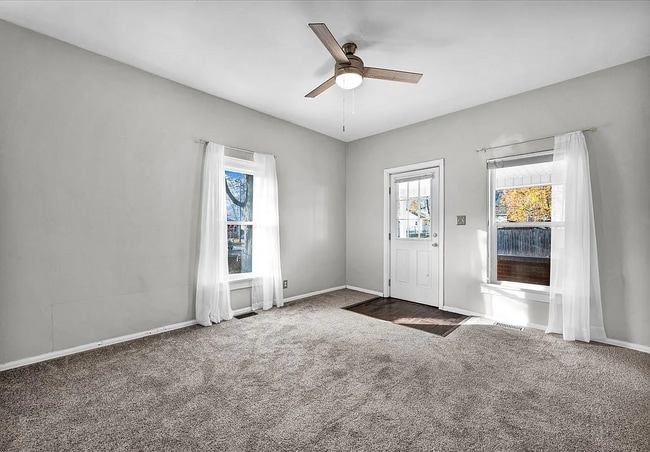 Building Photo - 610 Scott St