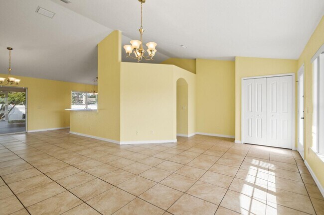 Foto del edificio - 5363 Pierpoint Ave