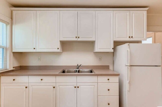 Foto del edificio - 5134 SE Hawthorne Blvd