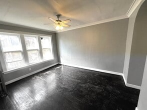 Building Photo - 355 W 120th St