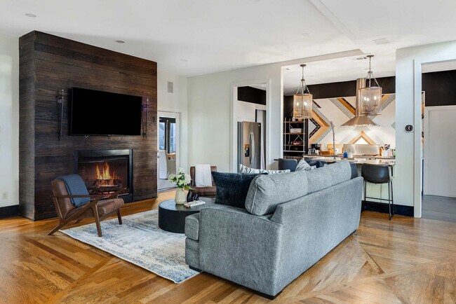 Foto del edificio - 1017 Halcyon Ave