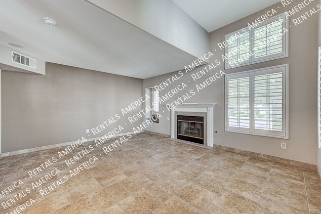 Building Photo - 456 Temple Canyon Pl