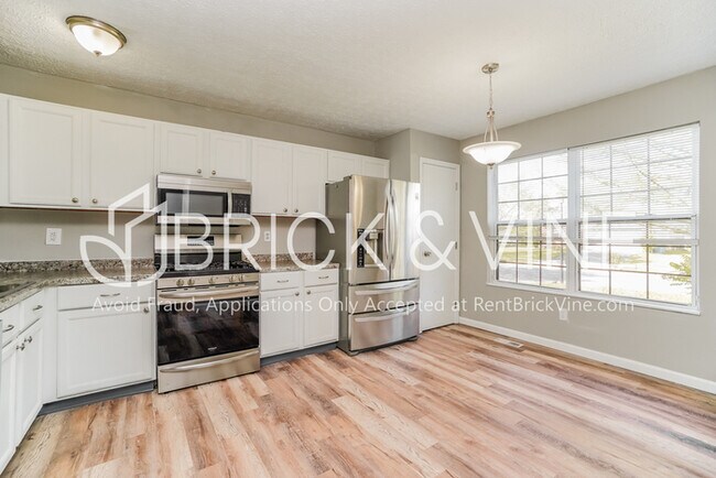 Building Photo - 1309 Milstone Dr