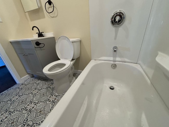 Foto del edificio - 526 W 49th St