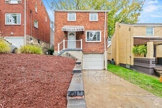 Building Photo - 1419 Dagmar Ave