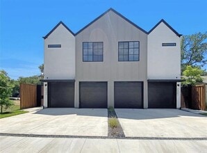 Building Photo - 2407 Crossman Ave