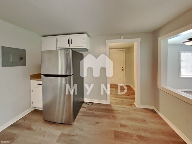Foto del edificio - 3 br, 1 bath House - 2931 Circle Dr
