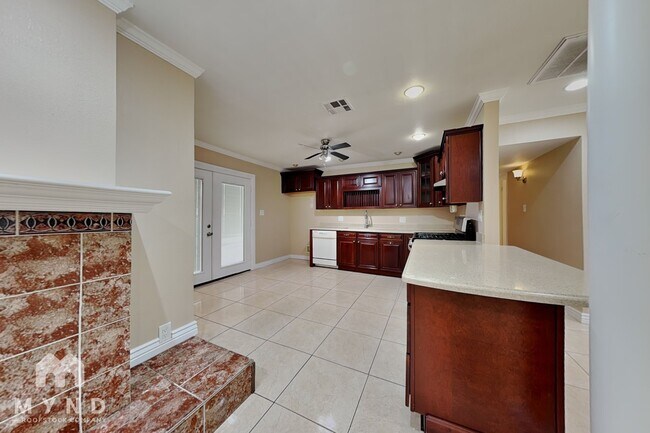 Foto del edificio - 6314 N 30th Dr