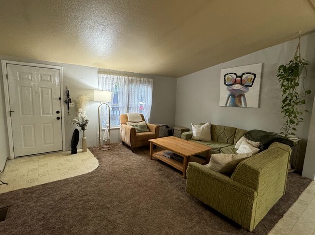 Foto del edificio - 2149 Fairview Ave
