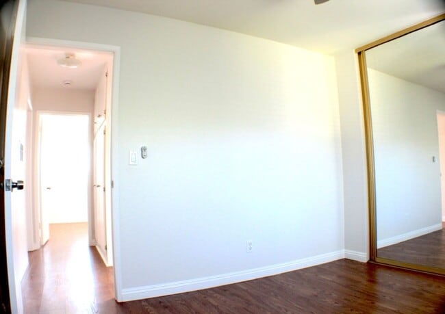 Foto del edificio - 660 S Glassell St