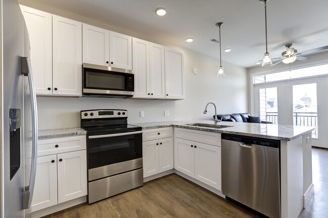 Foto del interior - 301 W. University Ave