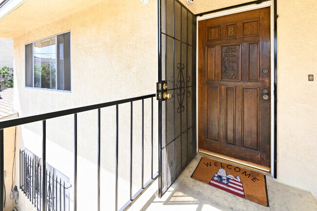Entry door - 4445 W 135th St