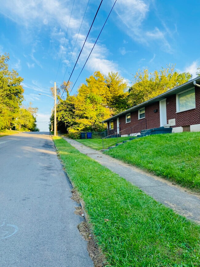 1504 Woodley Rd Unit 1504, Dayton, OH 45403 Apartments in Dayton, OH