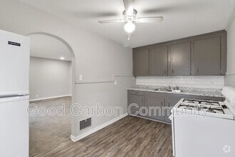 Building Photo - 16 Knowlton Ave