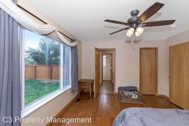 Building Photo - 3 br, 2 bath House - 3420 Adams Dr.