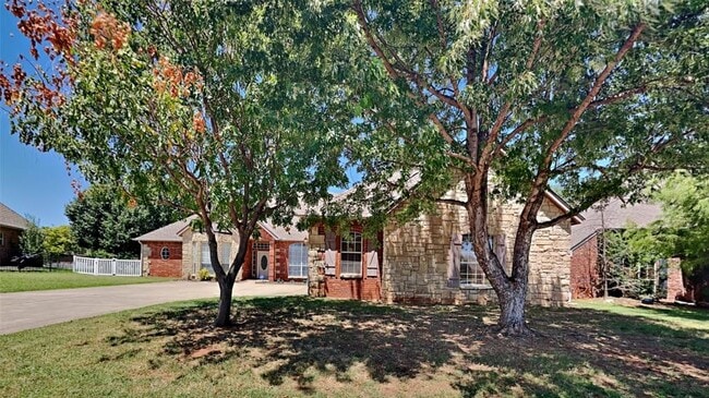 Building Photo - 16521 Fenwick Blvd