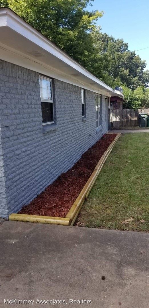 Building Photo - 3 br, 1 bath House - 9224 CHICOT ROAD