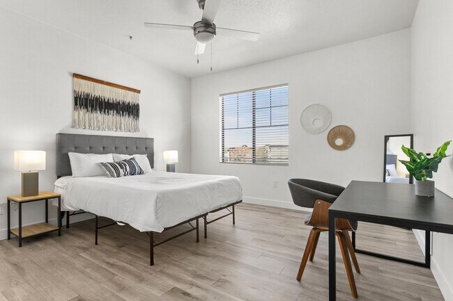 Foto del edificio - 9450 W Cabela Dr