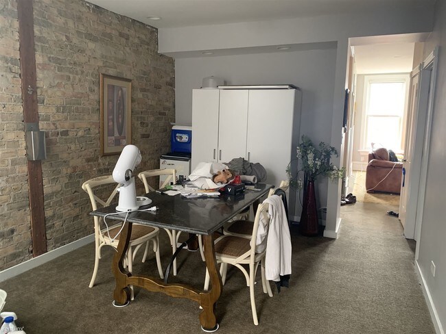 Foto del edificio - 2 br, 2 bath  - 902 W Armitage Ave