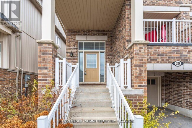 Building Photo - 172 Parkinson Crescent