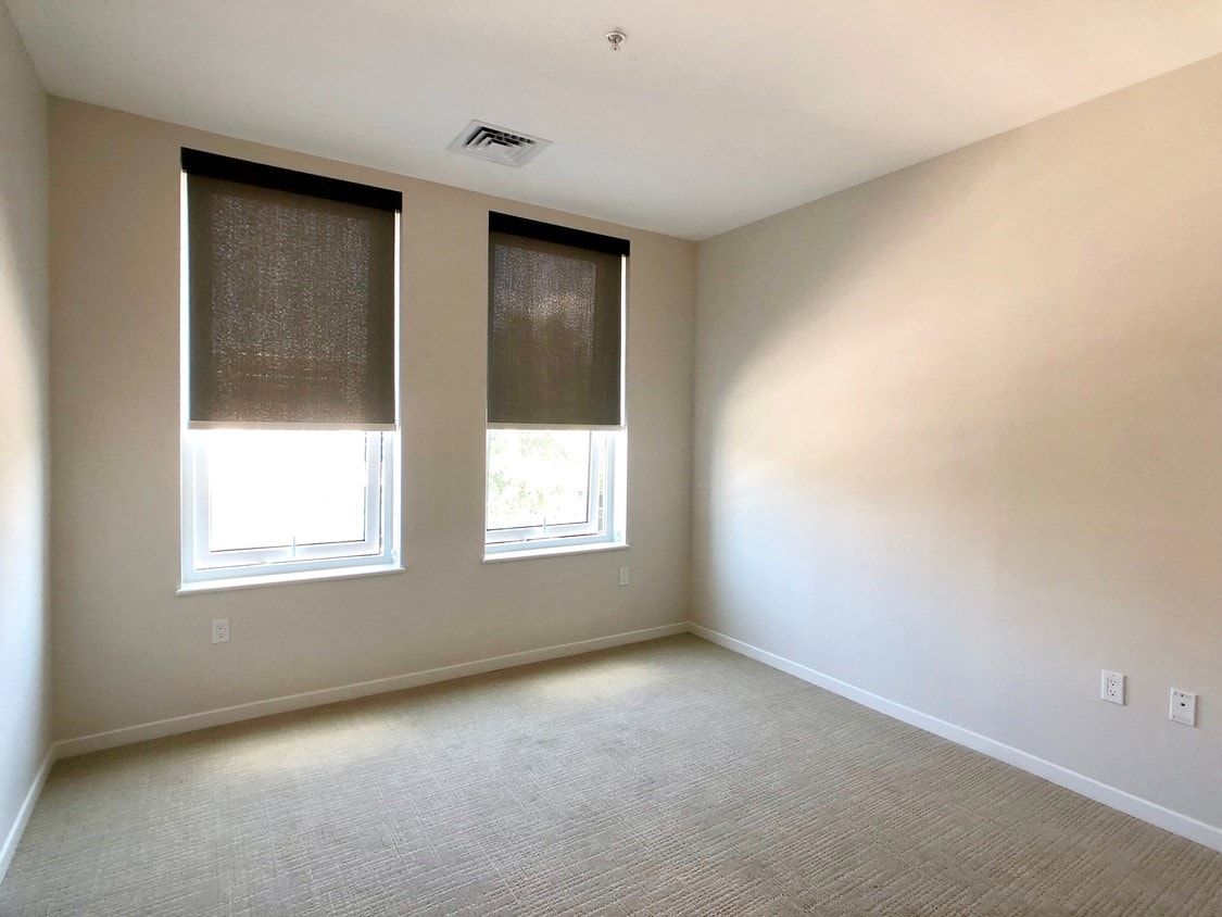 588 Rutherford Ave, Boston, MA 02129 Apartments at 588 Rutherford Ave