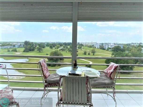 Foto del edificio - 2671 S Course Dr