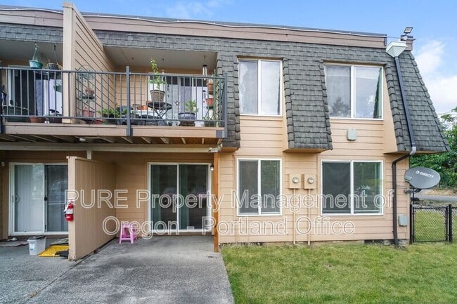 Building Photo - 8590 SE 72nd Ave