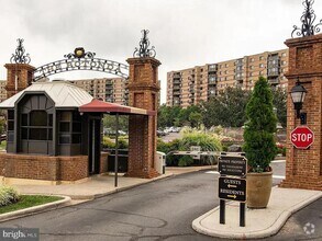 Building Photo - 8350 Greensboro Dr