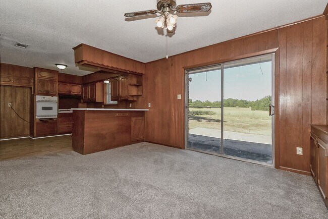 Foto del edificio - 1208 Yellowstone St