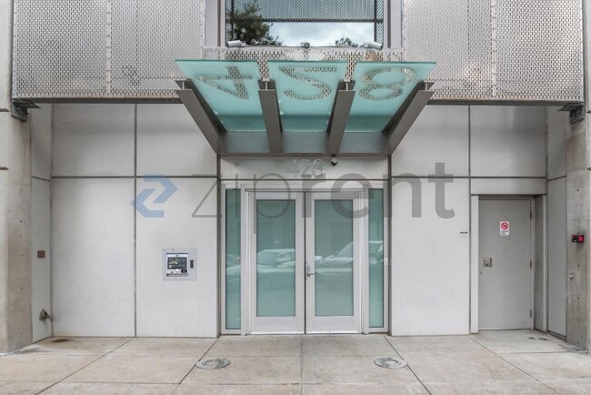 Building Photo - Unit 639