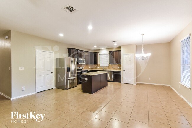 Building Photo - 12831 Limestone Way